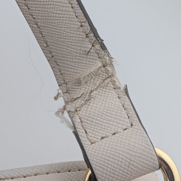 Michael Kors Signature Brown & Cream Crossbody Purse - Picture 5 of 7